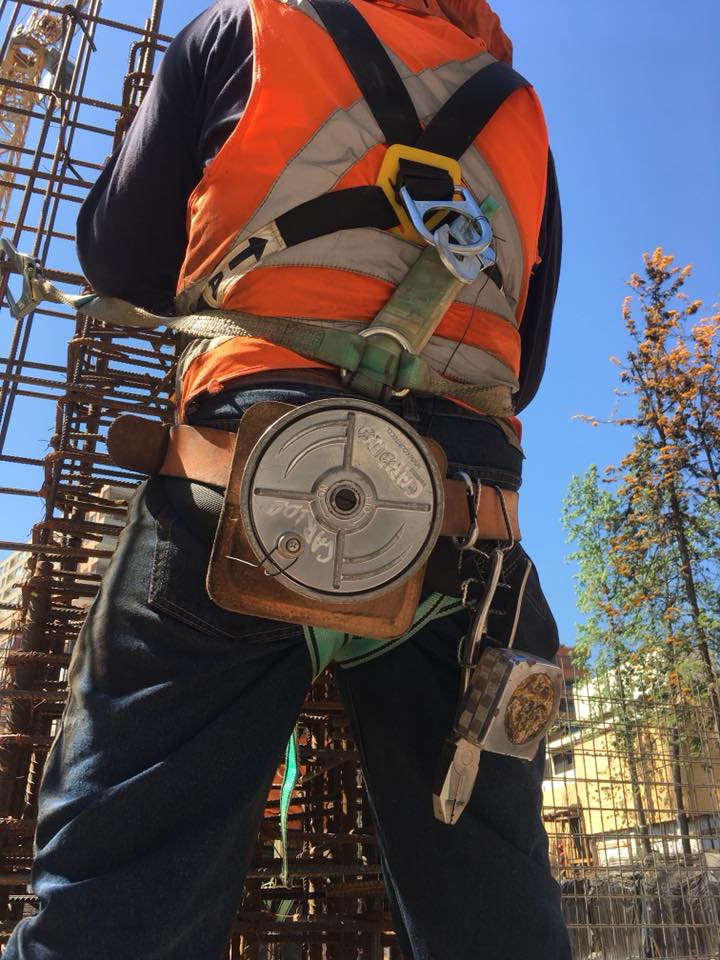 Carrete Porta Alambre Enfierrador ENRollo - Equintec (foto 4 de 5)